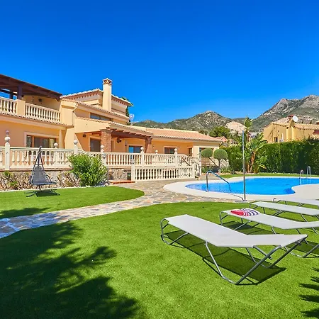 La Hacienda